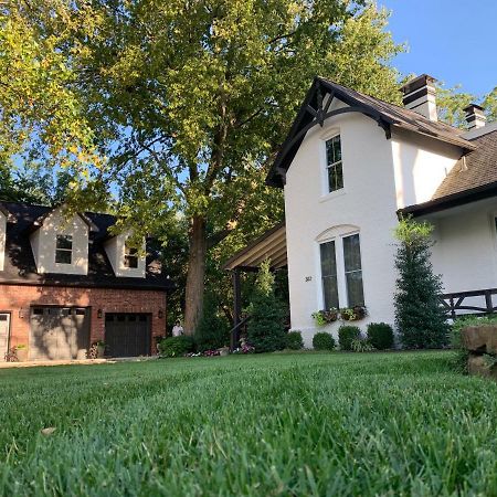 Ferienwohnung The Henry Carriage House Bentonville Exterior foto